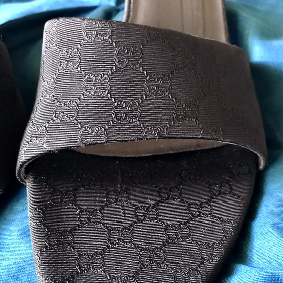 Gucci 3” Canvas Sandal Mules size 7.5 B - Picture 3 of 9